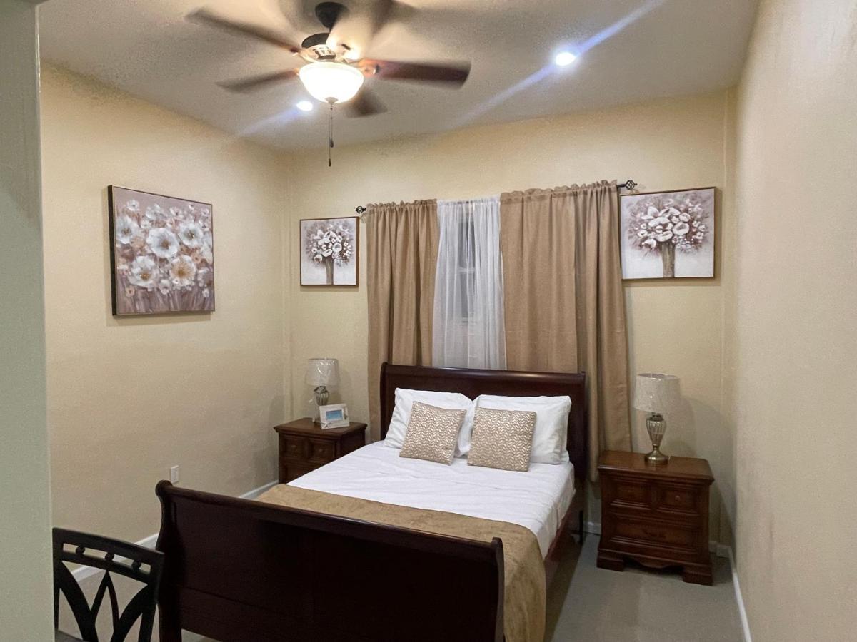 The Colosseum Hotel Basseterre Ngoại thất bức ảnh